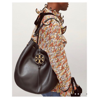 Tory burch miller on sale hobo bag black