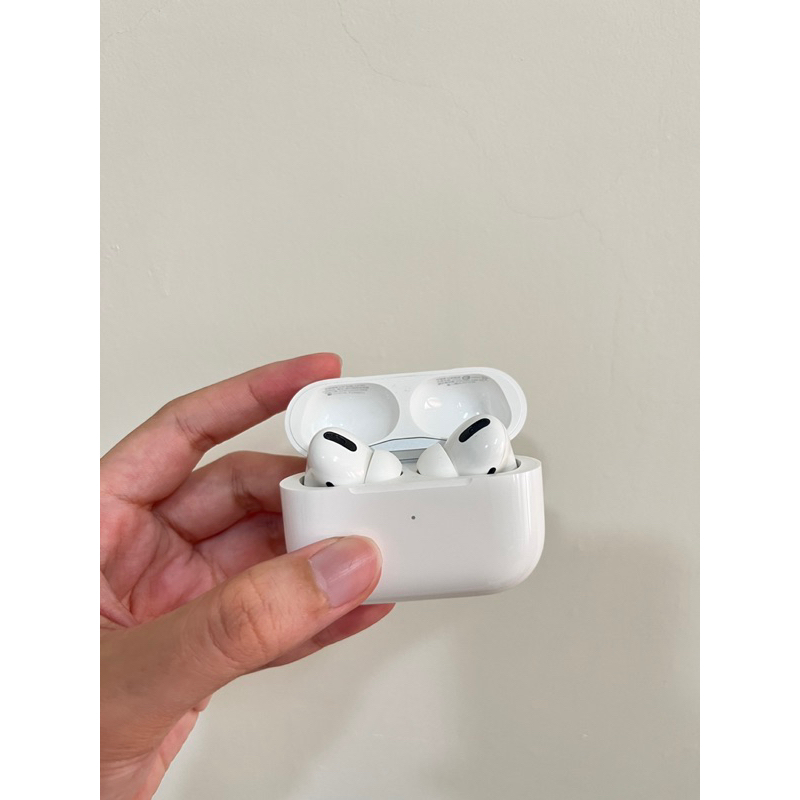 Apple Airpods Pro一代 二手 藍芽耳機 無線耳機 蘋果 快速出貨 蝦皮購物