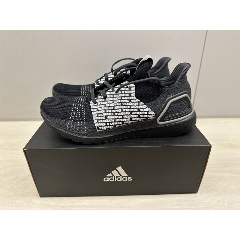 S.M.PNeighborhood x adidas Ultra Boost 19 FU7312 |