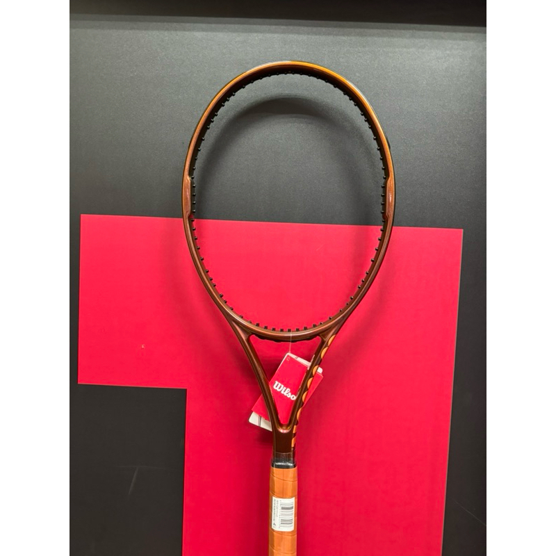 威盛國際】WILSON Pro Staff Six.One 95 v14 網球拍(331g) 經典 威盛國際】WILSON Pro Staff Six.One 95 v14 網球拍(331g) 經典