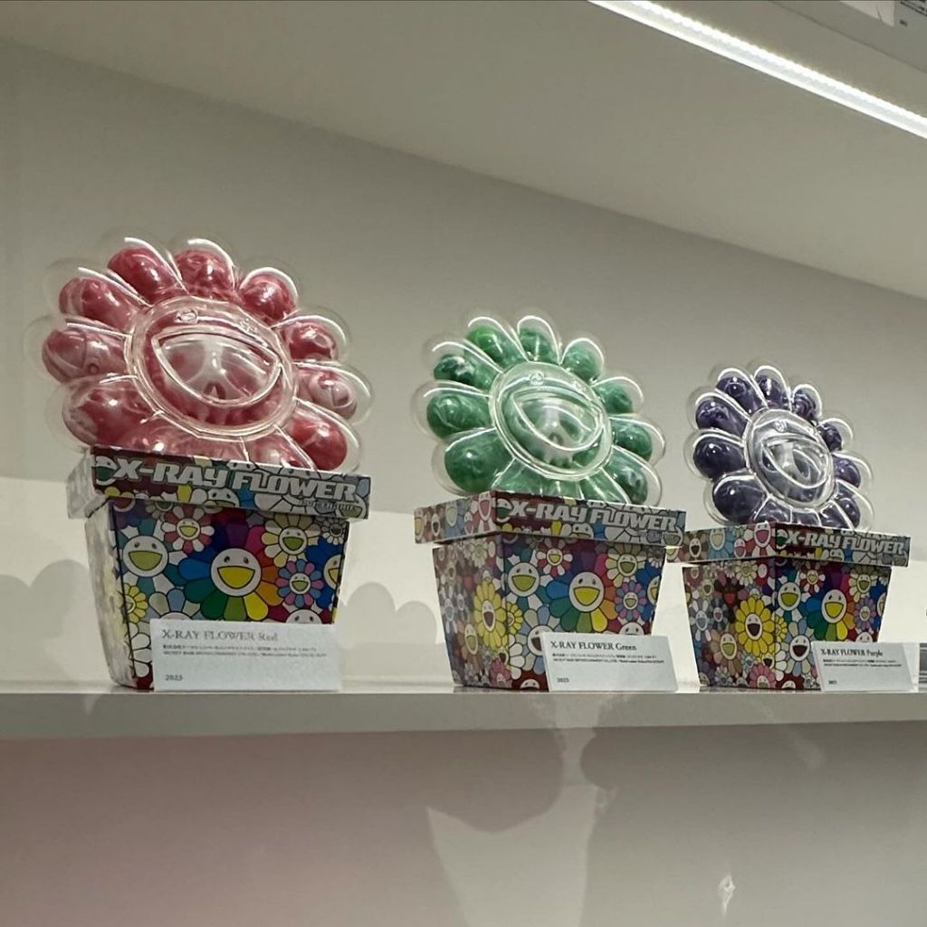 Secretbase × 村上隆 お花 カイカイキキ X-RAY Amazon.co.jp: Secretbase × 村上隆 お花 カイカイキキ X-RAY
