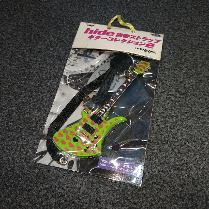 hide吉他模型吊飾Green Heart / guitar collection Fernandes Burny