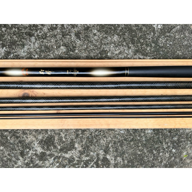 DAIWA 幻峰超硬調21尺228克美竿與波紋鯉波紋粹超硬並駕齊驅鯉魚竿鯽魚