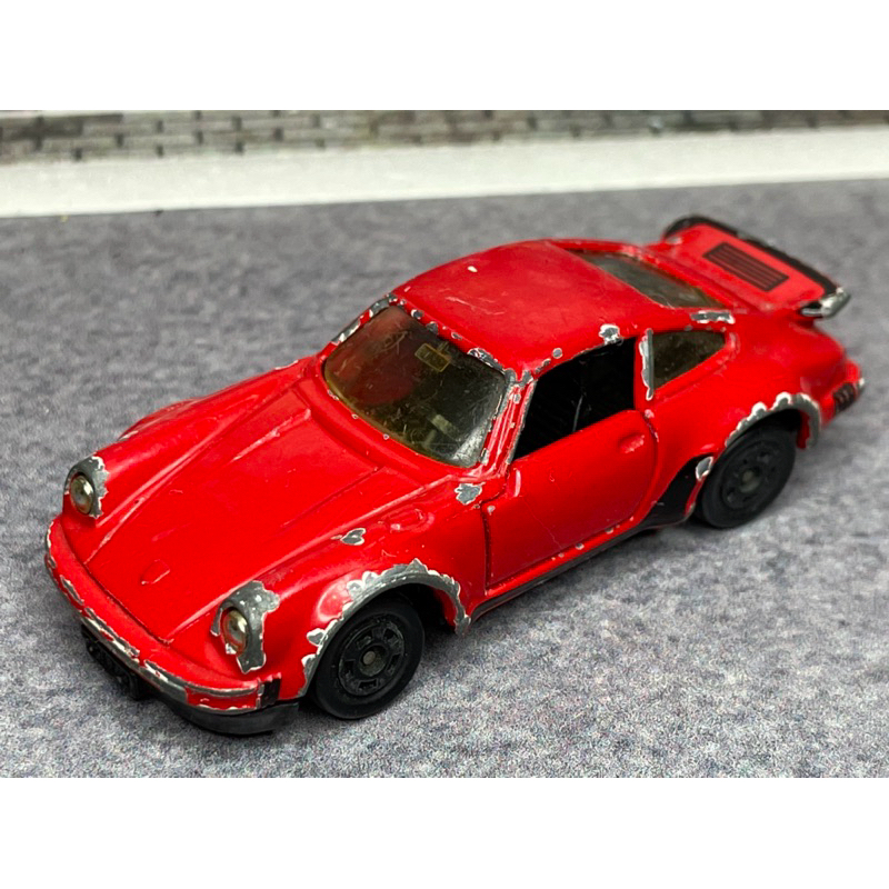 TOMY TOMICA - PORSCHE 930 TURBO 1979 - N° F1 - 1/61 - ROUGE - RARE