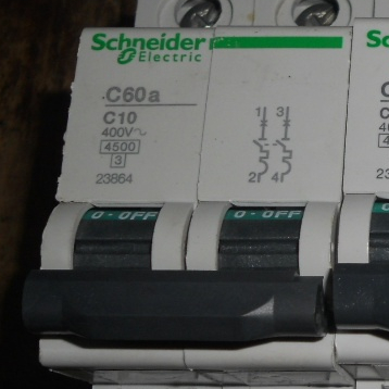 Schneider 施耐德 小型斷路器 C60a 2P 3P C型 10kA 迴路保護器 微型斷路器 (D1) | 蝦皮購物