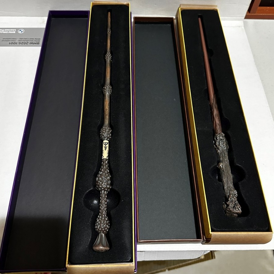‹全新› 哈利波特魔杖 Harry Potter Wand 正版盒裝 NYC Store紐約購入 | 蝦皮購物