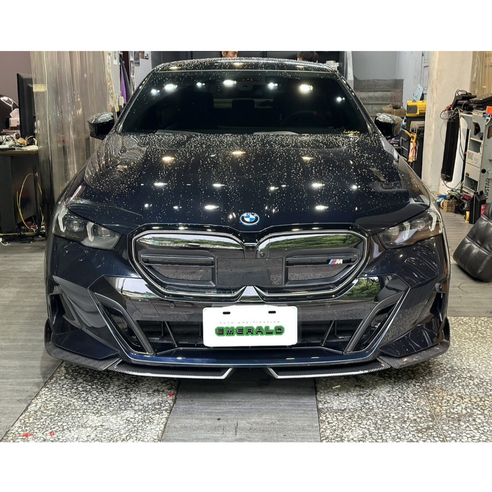 BMW 5系G61 SQ款碳纖維天線鯊魚鰭 T-206 main image 0