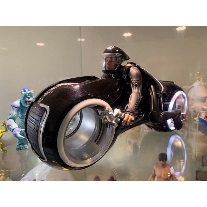 MMS142 Tron Legacy 創光速戰記山姆費林光速車Hot toys 1/6 | 蝦皮購物