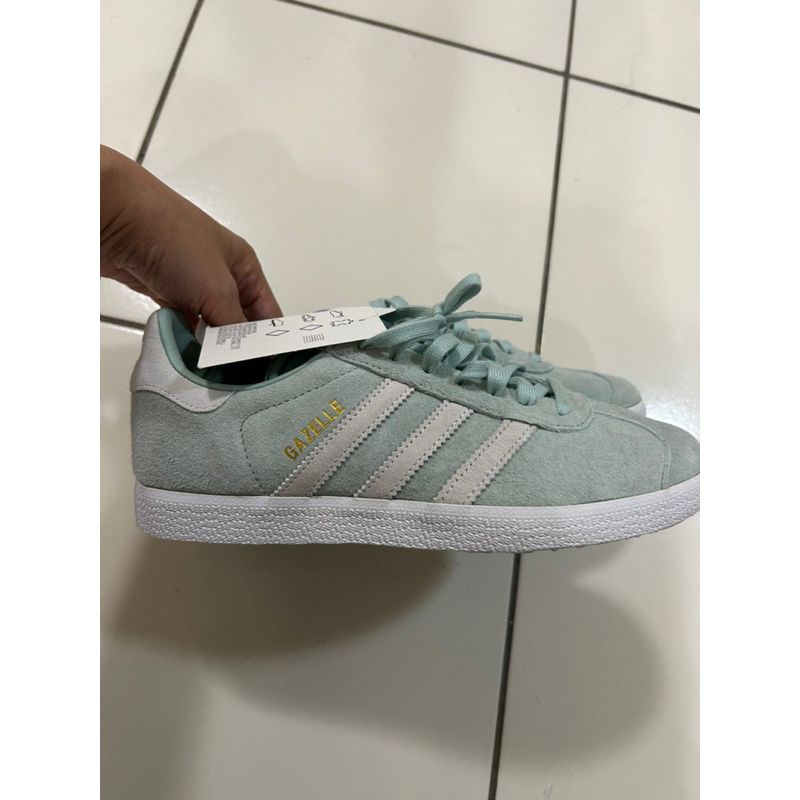 Adidas 23.5 6.5