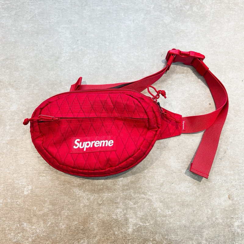 Supreme Waist Bag 18FW 18AW 赤ウエストポーチ - ウエストポーチ