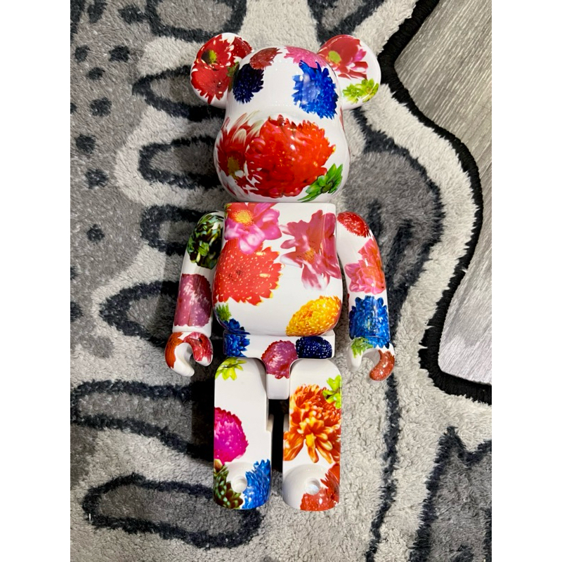 BLS • Be@rbrick 蜷川實花初代400% MIKA NINAGAWA 花卉白彩花bearbrick