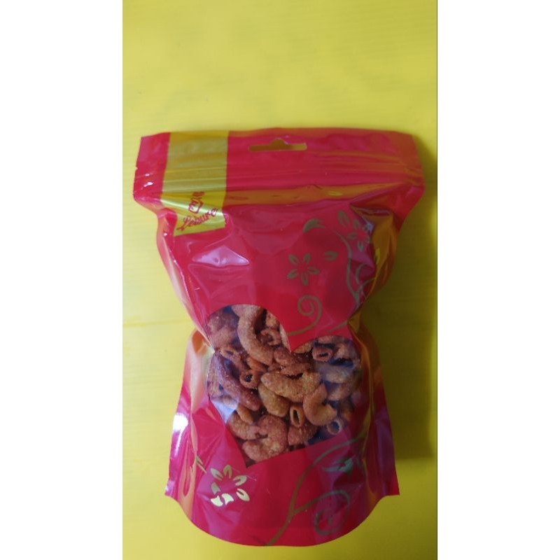 makaroni pedas daun jeruk（蟲蟲餅乾）辣通心麵 | 蝦皮購物