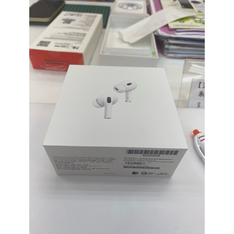 Apple Airpods Pro 2 第二代 Usb C 支援magsafe （全新未拆封 續約沒用到轉售）by 蝦皮購物