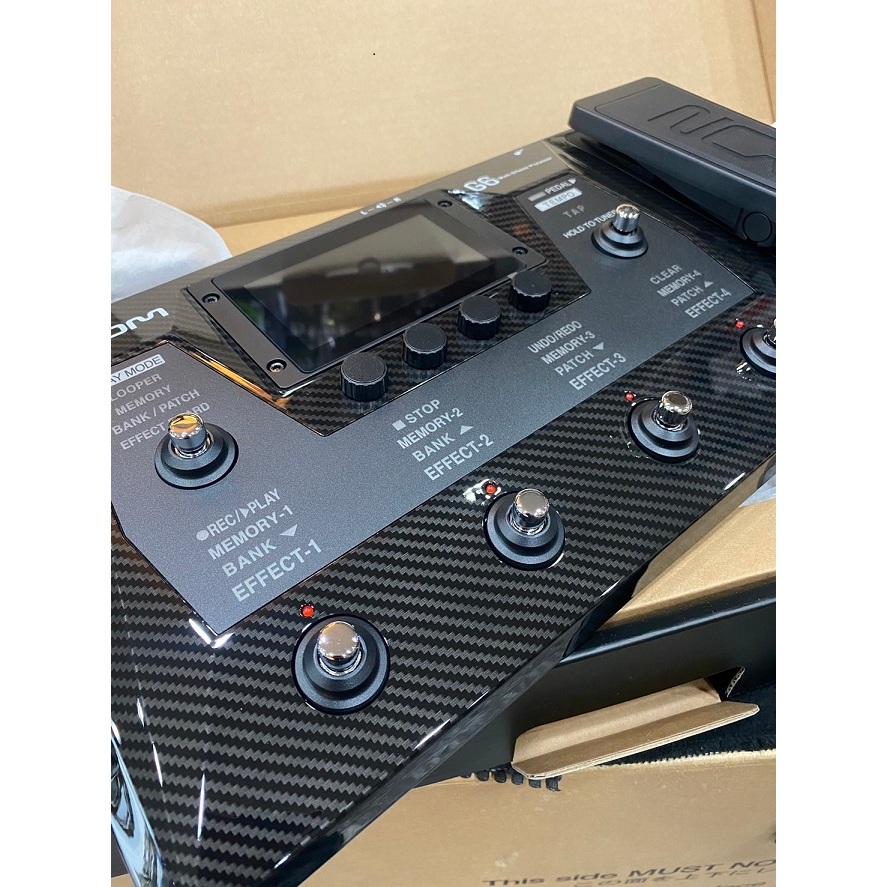 【​限​定​販​売​】 魔立樂器> 大降價ZOOM 吉他綜合效果器全彩觸控式螢幕碳纖外觀 G6 ギター