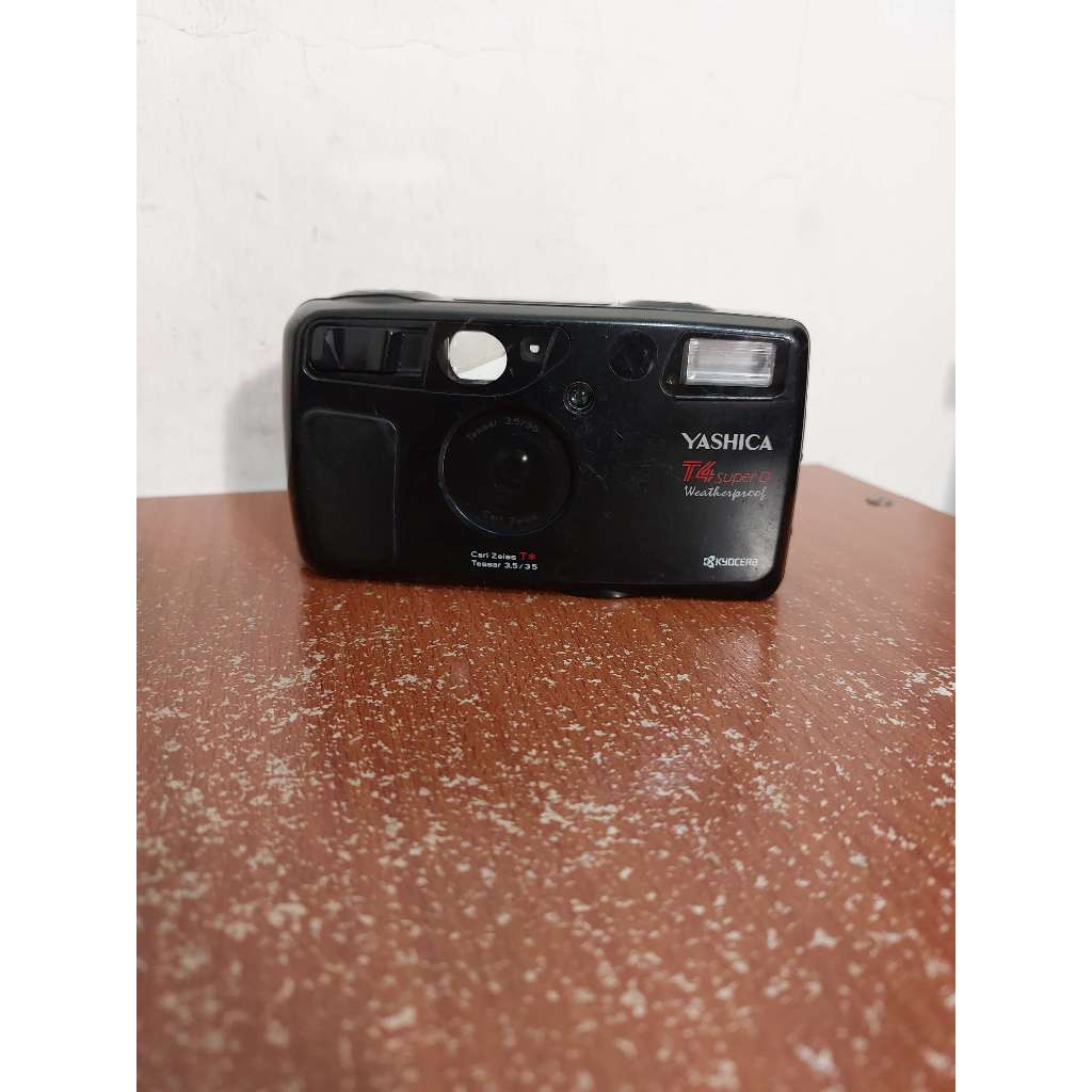 日本製Yashica T4 Super D Carl Zeiss 卡爾蔡司底片相機傻瓜相機| 蝦皮購物