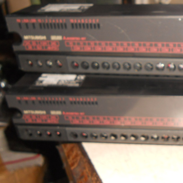 AJ65SBTB2-16T CC-Link 三菱 日本三菱PLC AJ65SBTB2-16T AJ65SBTB2N-16R CC-Link小型遠程I/O 端子台