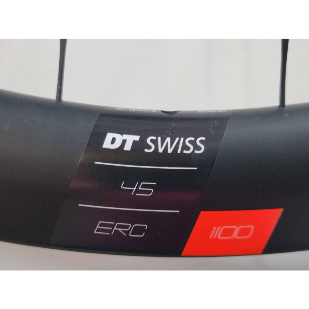 DT SWISS ERC 1100 DICUT db 45 DISC 碟煞碳纖維輪組180花鼓重量