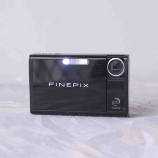 富士 Fujifilm FinePix Z2 Zoom 早期 CCD 數位相機(有模擬底片色調之模式)