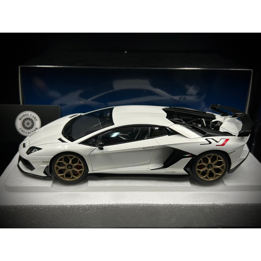 Modèle Réduit Autoart 1:18 Lamborghini Aventador SVJ 2018 Blanche - Neuf