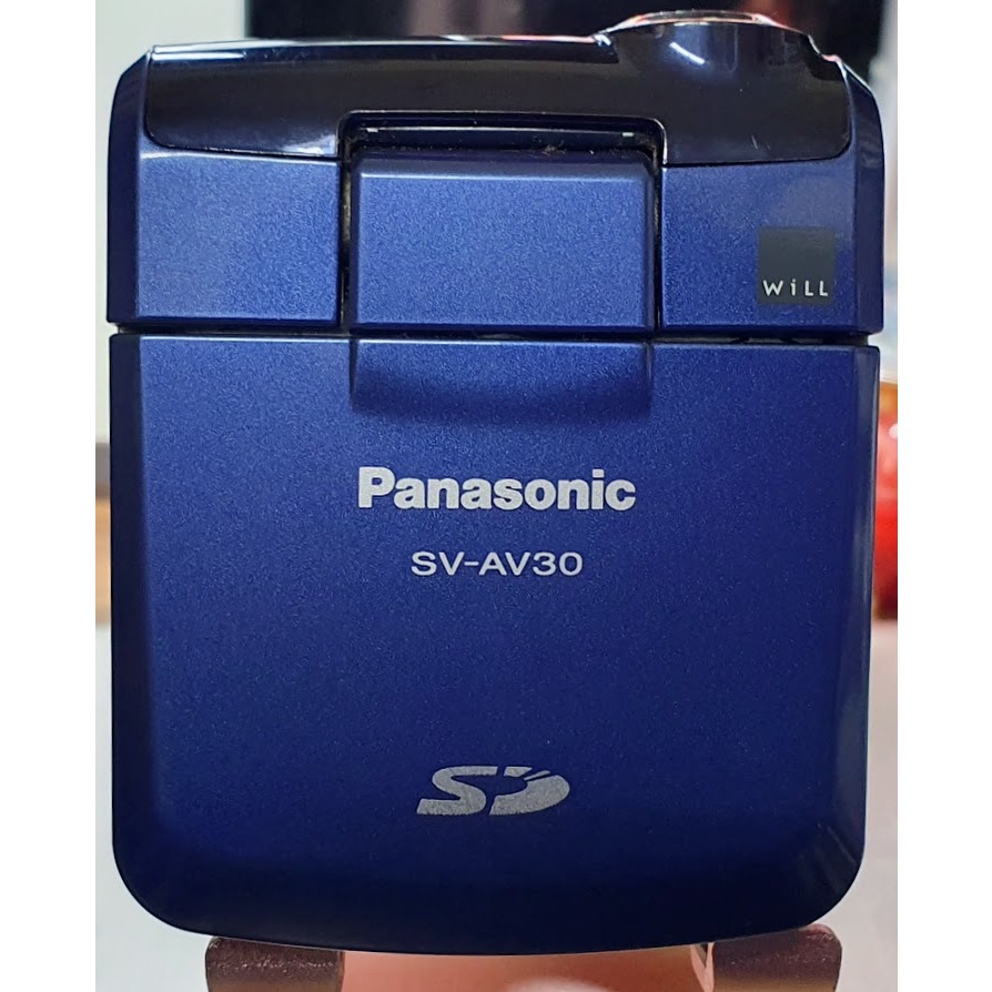 艾瑞克~ Panasonic 國際牌SD多功能相機/ 攝影機SV AV30 藍色款式非無線