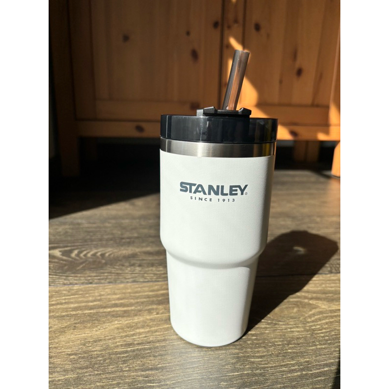 STANLEY美國史丹利-冒險系列吸管隨手杯0 59L 590ml酷冰杯保溫杯冰霸杯保冰保冷
