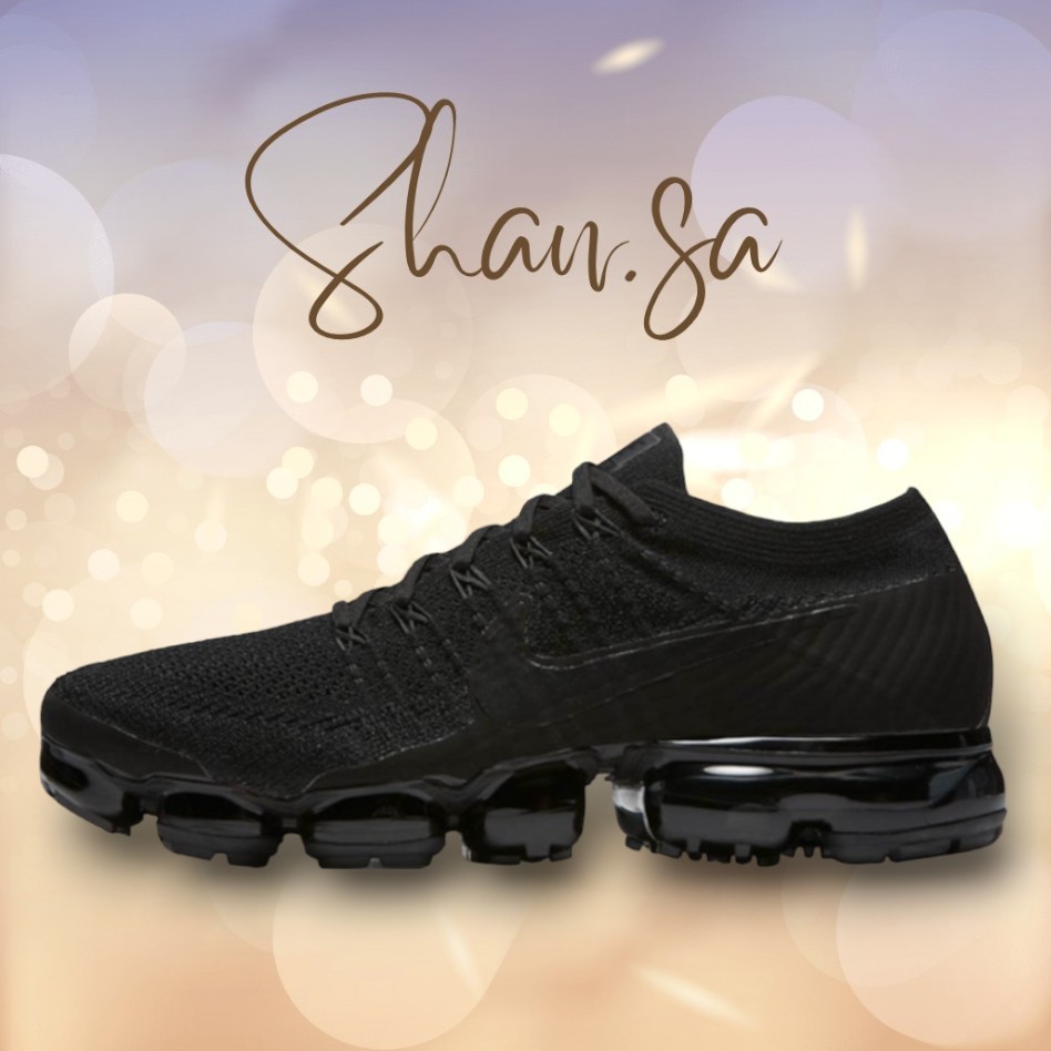 Triple black moc on sale vapormax