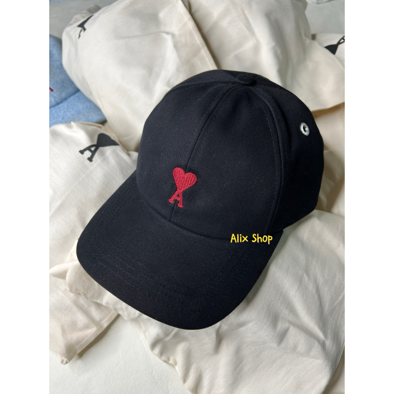 AMI Paris 刺繡愛心logo棒球帽、運動休閒、日常穿搭、可調整遮陽帽、老 