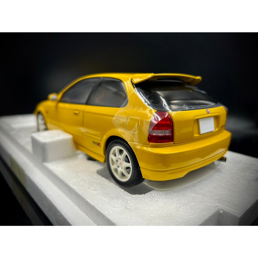 收藏模人】MotorHelix Honda Civic Type-R Ek9 本田黃色1:18 1