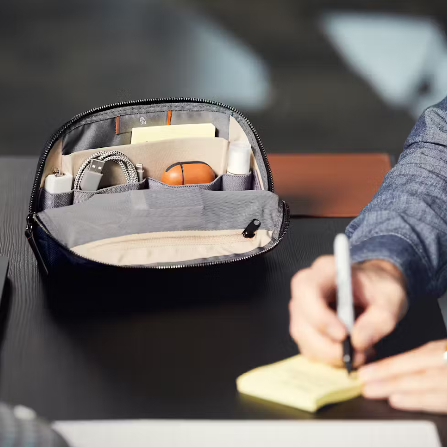 Bellroy Caddy Organizer Da Scrivania | In Tessuto Riciclato | Con Cerniera, Tasche Multiple