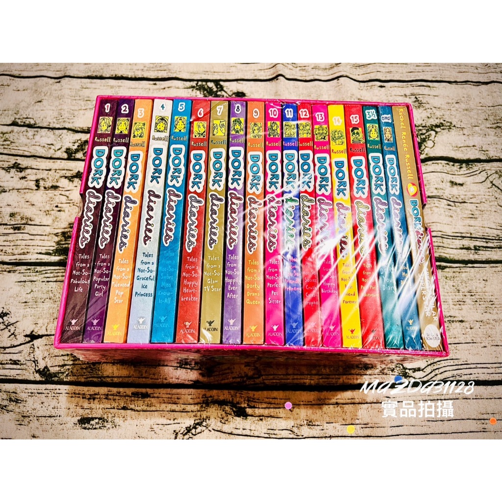 DORK Diaries 18冊（Dork Diaries 18 Children Books Collection