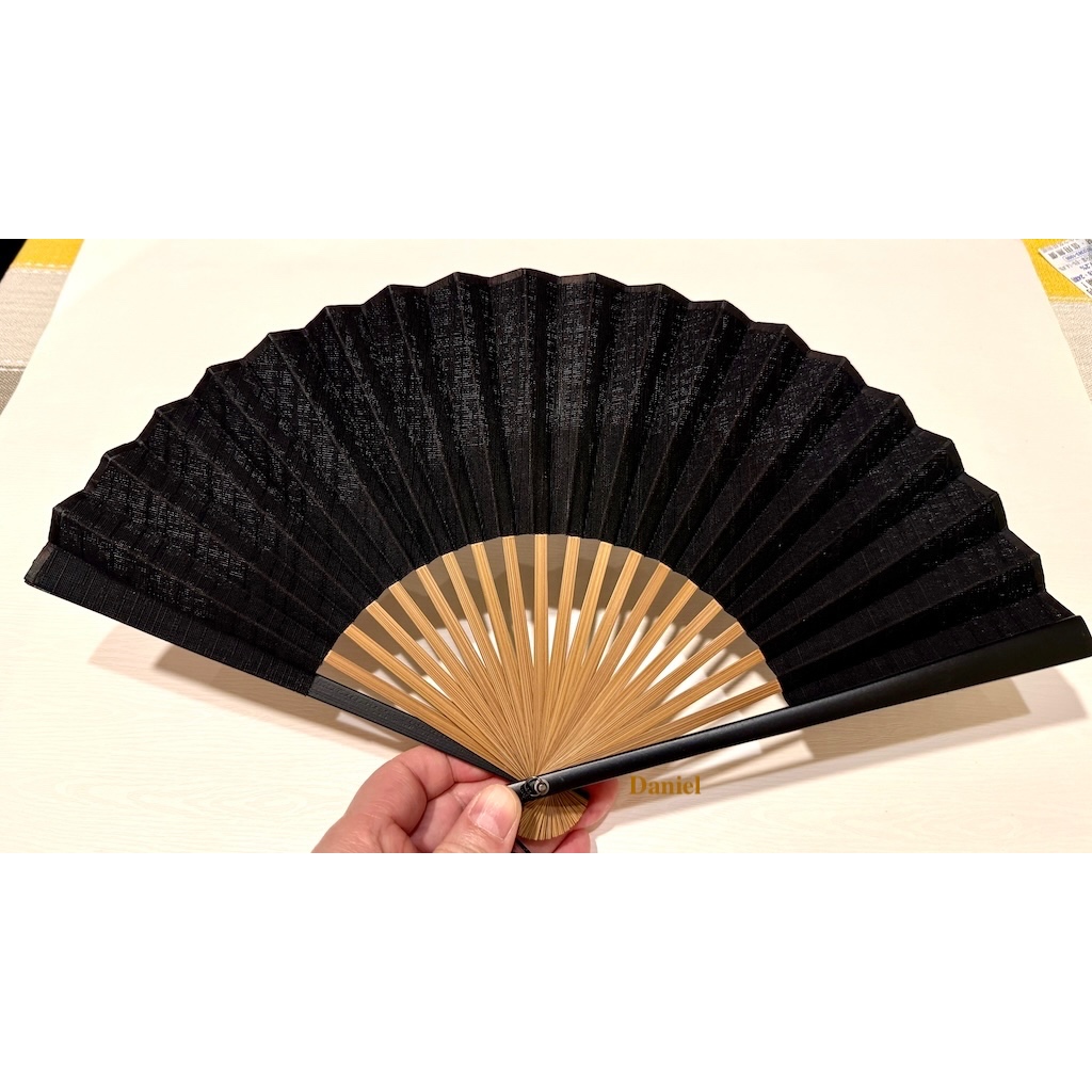 日式棉布竹骨扇，磨砂款，現貨銷售，折扇 摺扇 竹扇 日本扇 扇子 蝦皮免運中..... | 蝦皮購物
