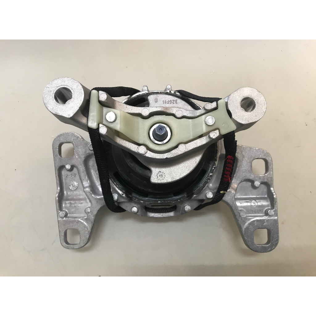 引擎腳 左腳 D4204T14 VOLVO V40 15-19 | 蝦皮購物