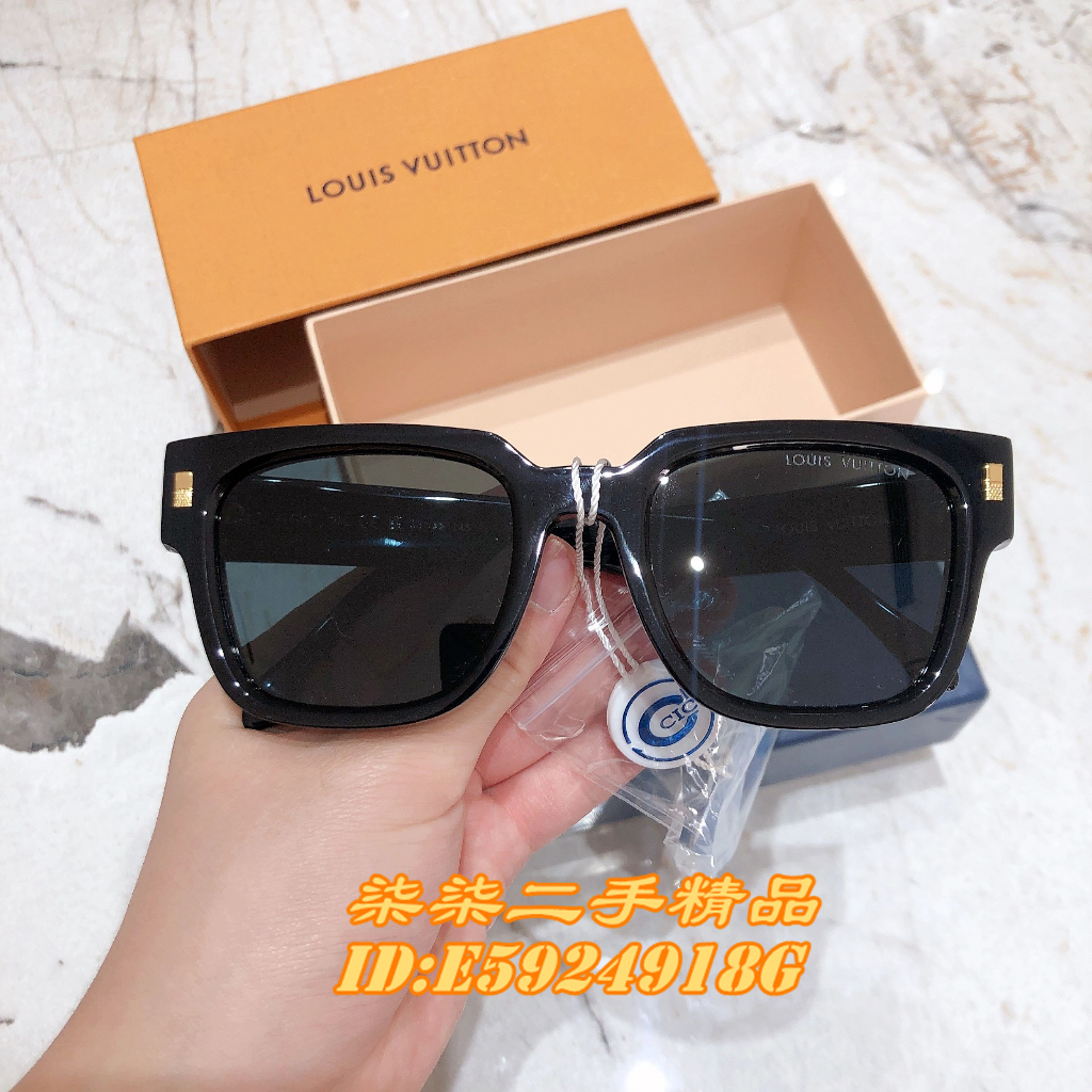 Shop Louis Vuitton 2022 SS Lv escape square sunglasses (Z1496E) by