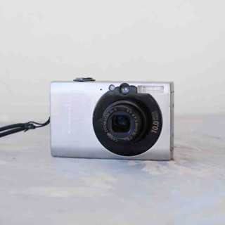Canon IXY DIGITAL 25 is ( IXUS 85) 早期 CCD 數位相機