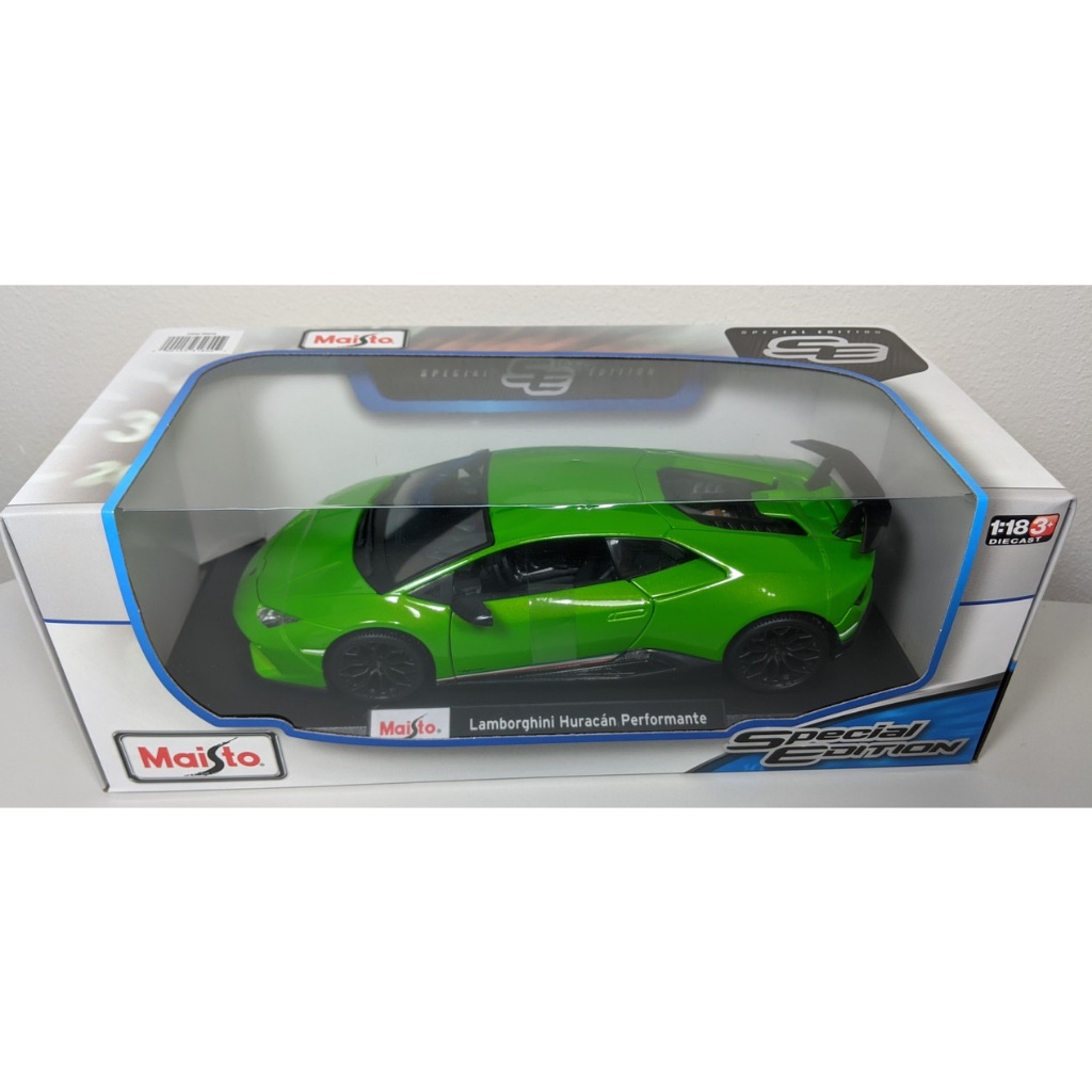 Mô hình xe Lamborghini Huracan Performante 1:18 Maisto Green - Cửa hàng