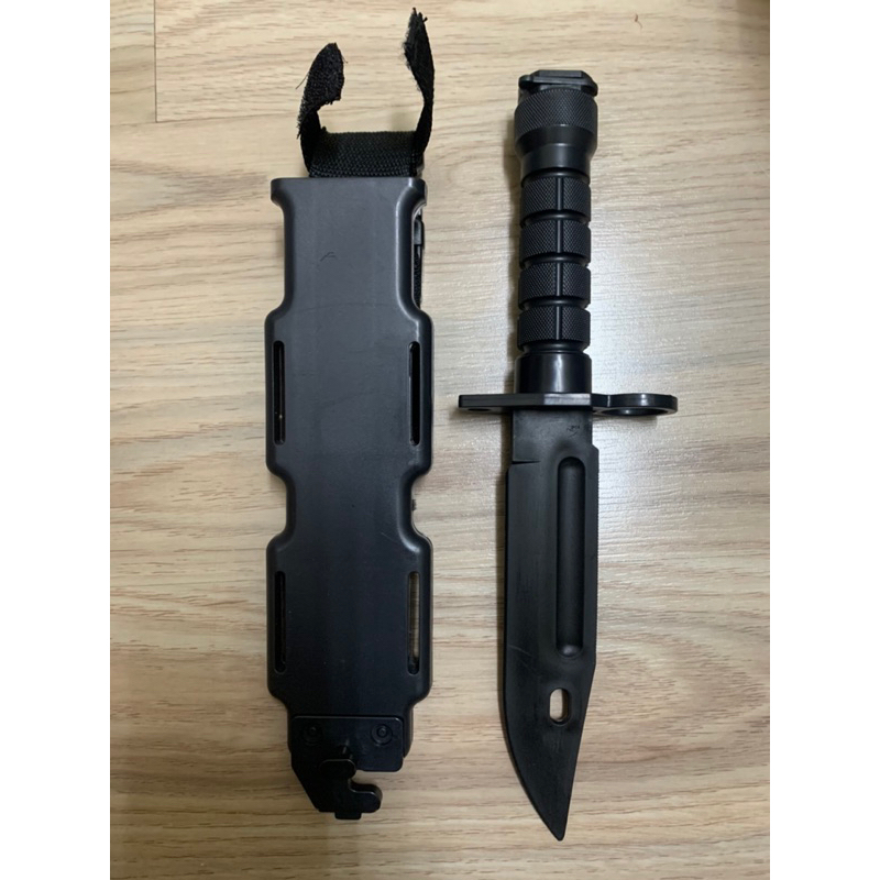 M9 塑膠模型刺刀【黑色】#附刀套刀鞘可裝在M4、M16步槍 #玩具刀軟刀#生存遊戲 | 蝦皮購物