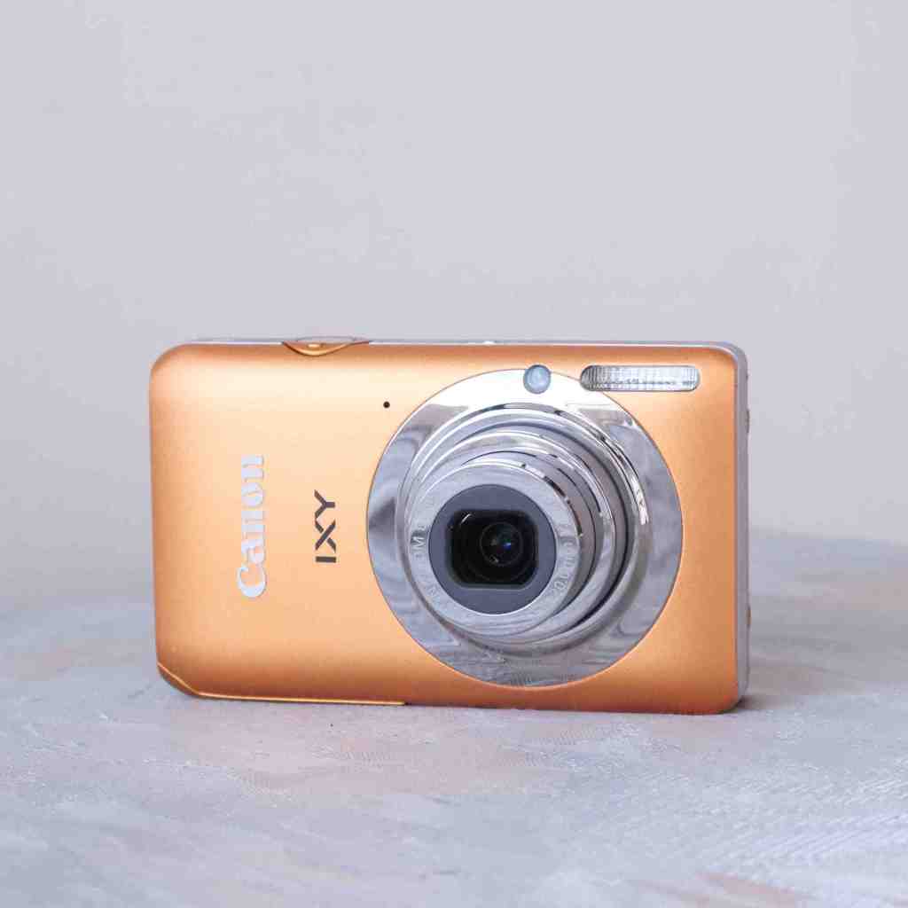 Canon IXY 210F ( IXUS 115HS) 早期 CCD 數位相機