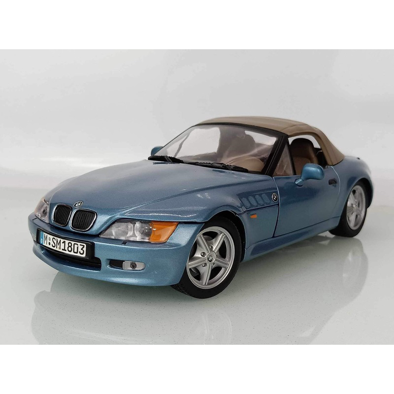 1/18 BMW 別注 Z3 roadster 中古 美品 1/18 BMW 別注 Z3 roadster 中古 美品（原廠精品BMW Z3 ROADSTER