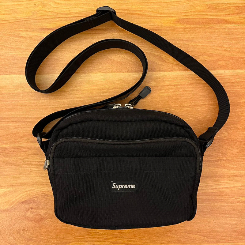 Supreme shoulder bag clearance ss15