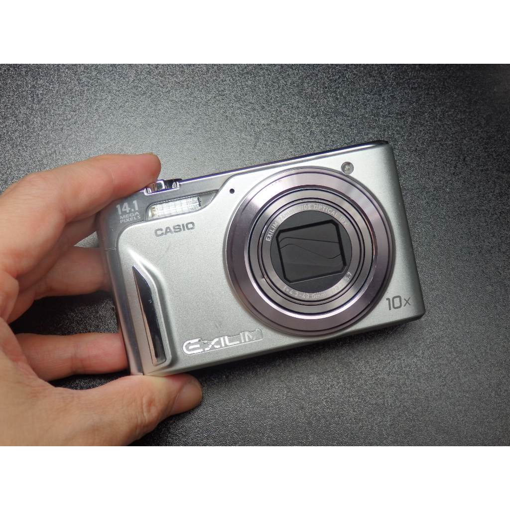 老數位相機>> CASIO EXILIM EX-H15 (CCD / 10X光學變焦/ 防手震/高速