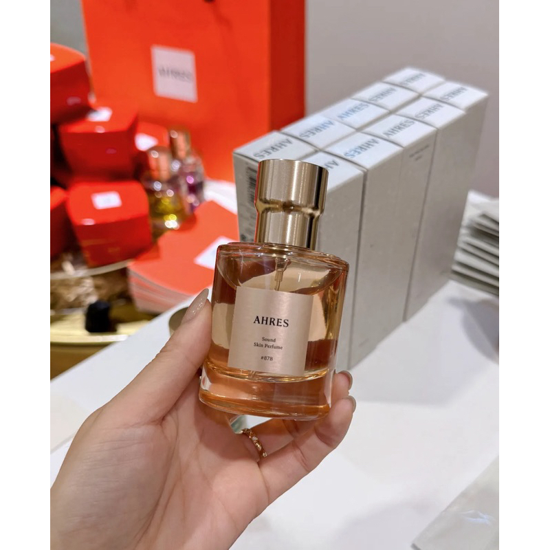 87B EN-LAI AHRES perfume - a fragrance for women and men 2012