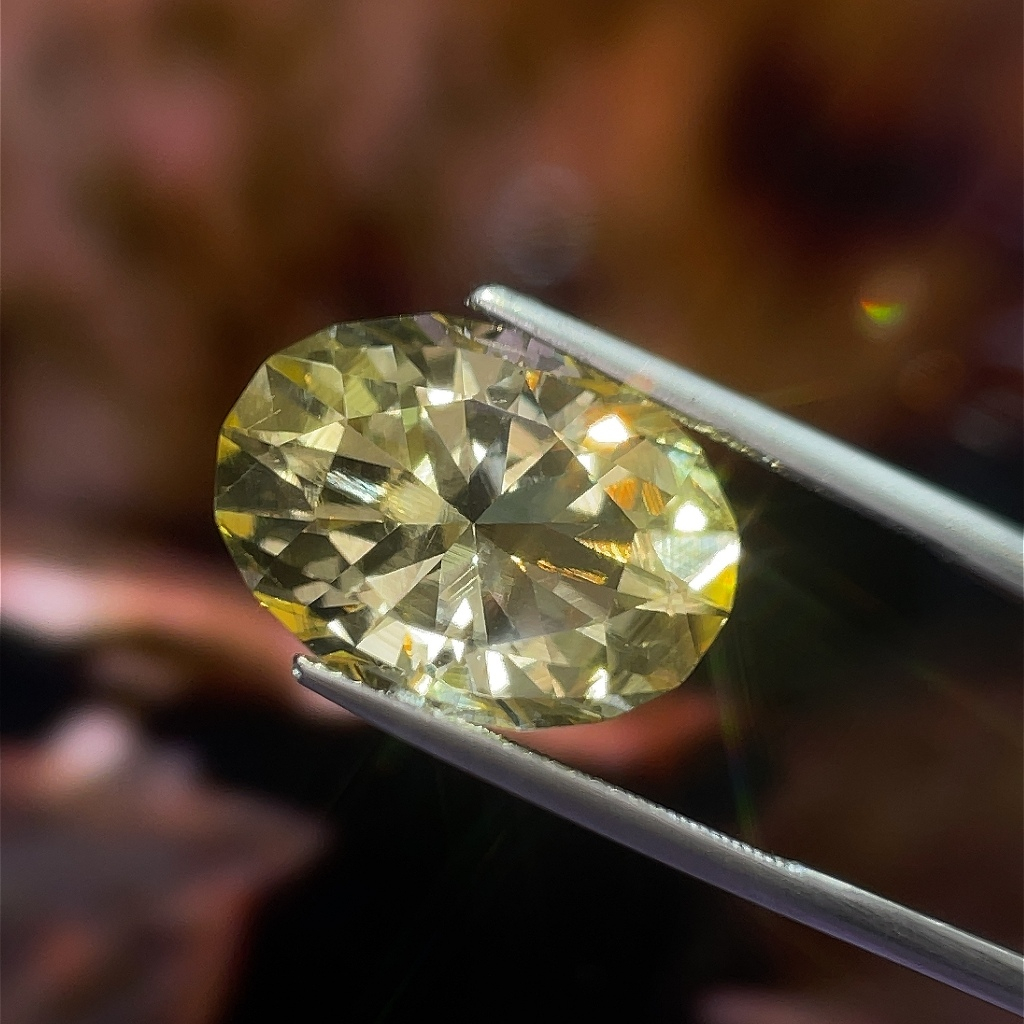 天然淡黃色方柱石(Scapolite)裸石13.15ct [基隆克拉多色石] | 蝦皮購物