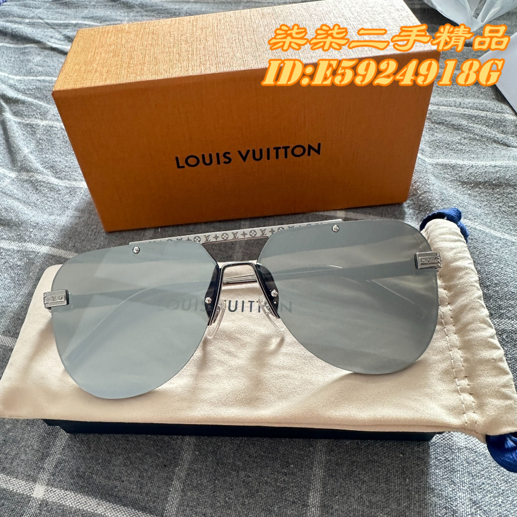 Louis Vuitton Z1620U The LV Pilot Sunglasses