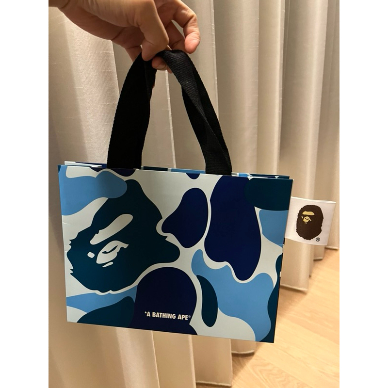 全新💯公司貨 A bathing ape Bape 🦍 原廠提袋 (小）🇯🇵標籤限定版 厚紙板