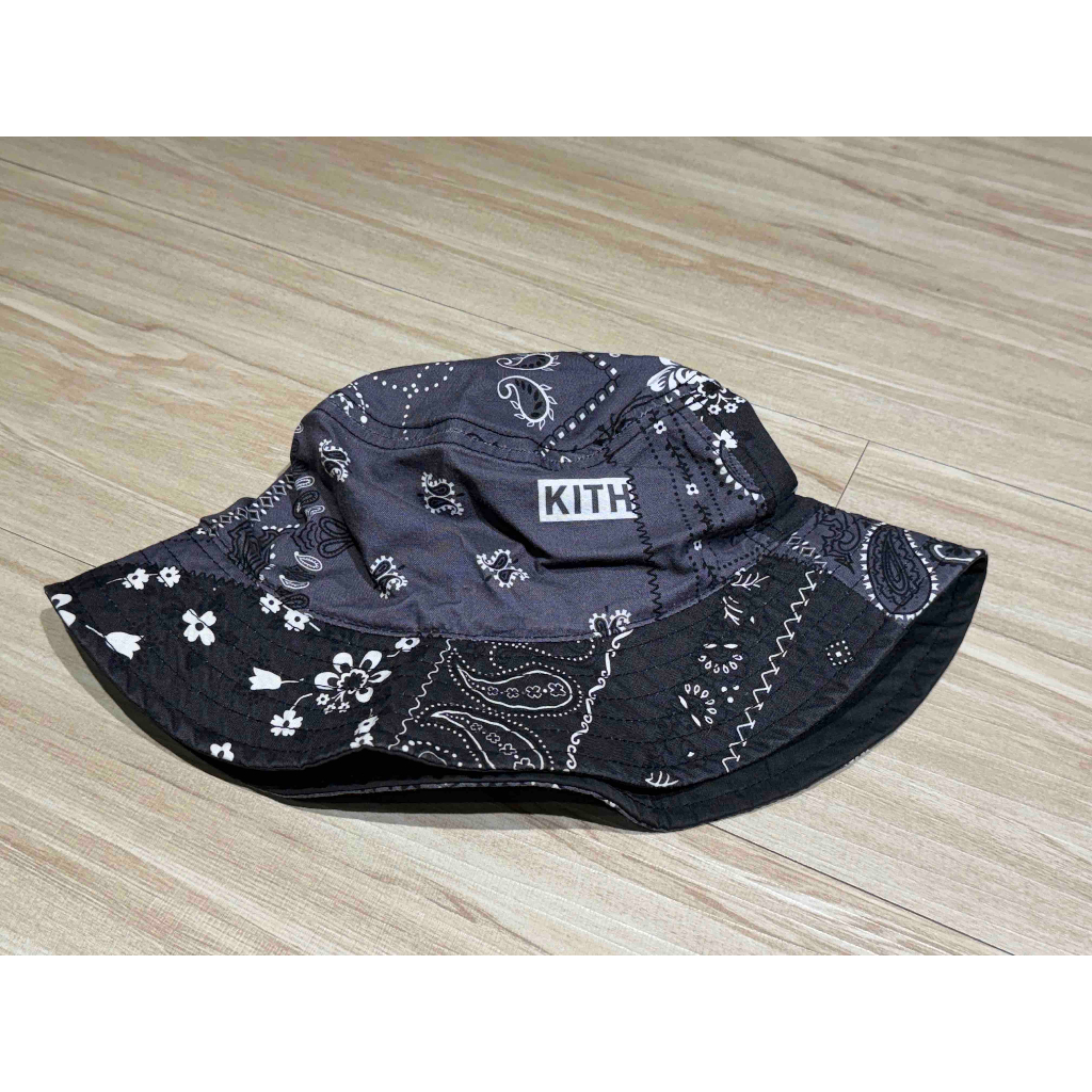 kith deconstructed bandana bucket hat-