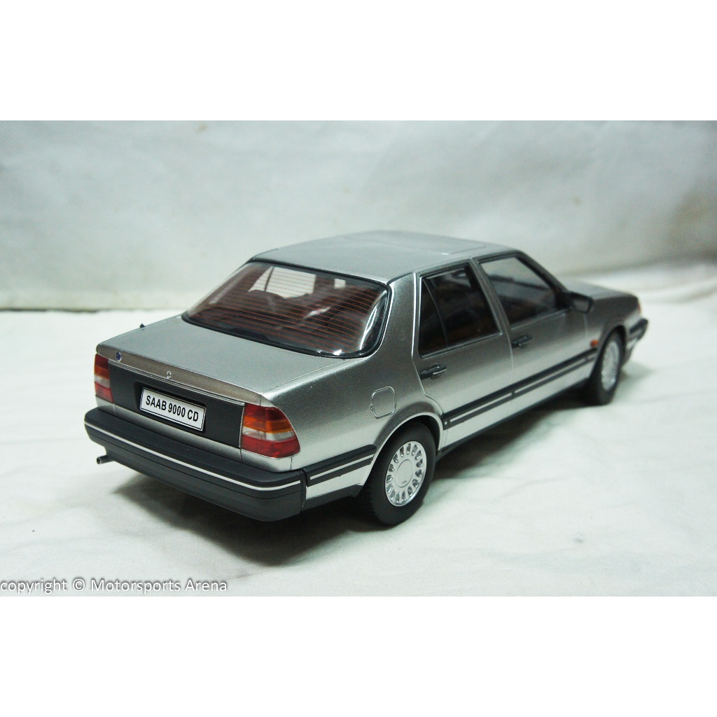Triple9 1:18 Saab 9000 CD Turbo year 1990 dark blue T9