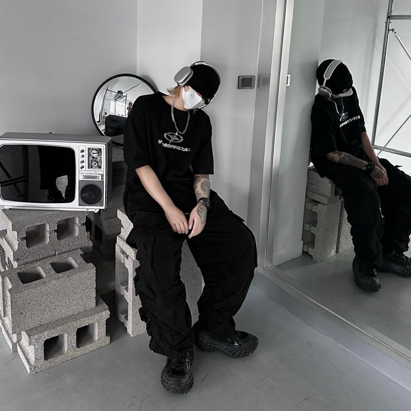 A$AP STORE] V-CODE 未來感金屬星芒亮銀LOGO 短袖| 蝦皮購物