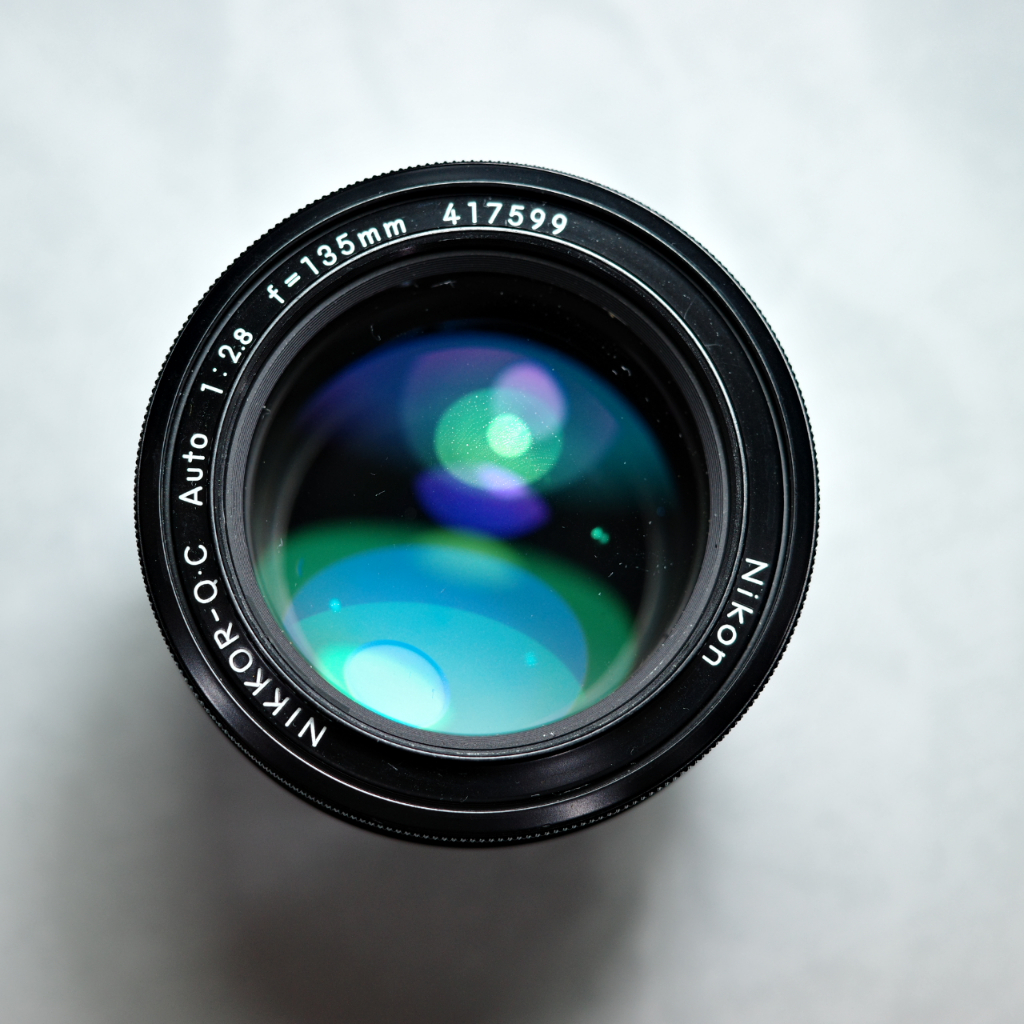Nikon Nikon NIKKOR-Q.C Auto 135mm f2.8 Non-Ai MF Lente de câmera