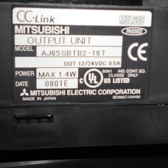 日本三菱PLC AJ65SBTB2-16T AJ65SBTB2N-16R CC-Link小型遠程I/O 端子台