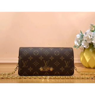 Louis Vuitton Wallet On Chain Lily M82509 